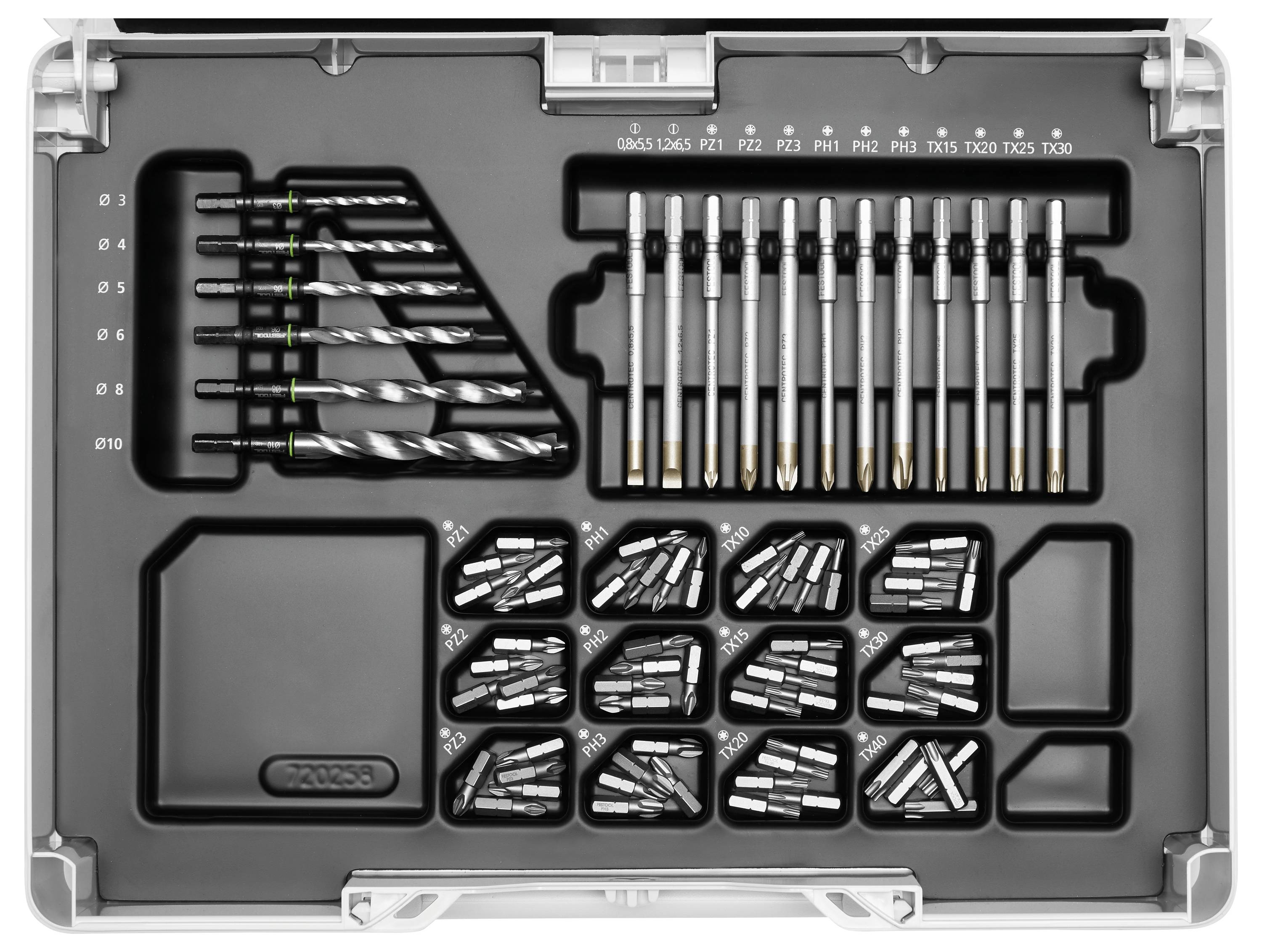 Ein schwarzer Werkzeugkasten mit verschiedenen Bohrern, Schraubendreheraufsätzen und Innensechskantaufsätzen, die in dafür vorgesehenen Fächern angeordnet sind.
