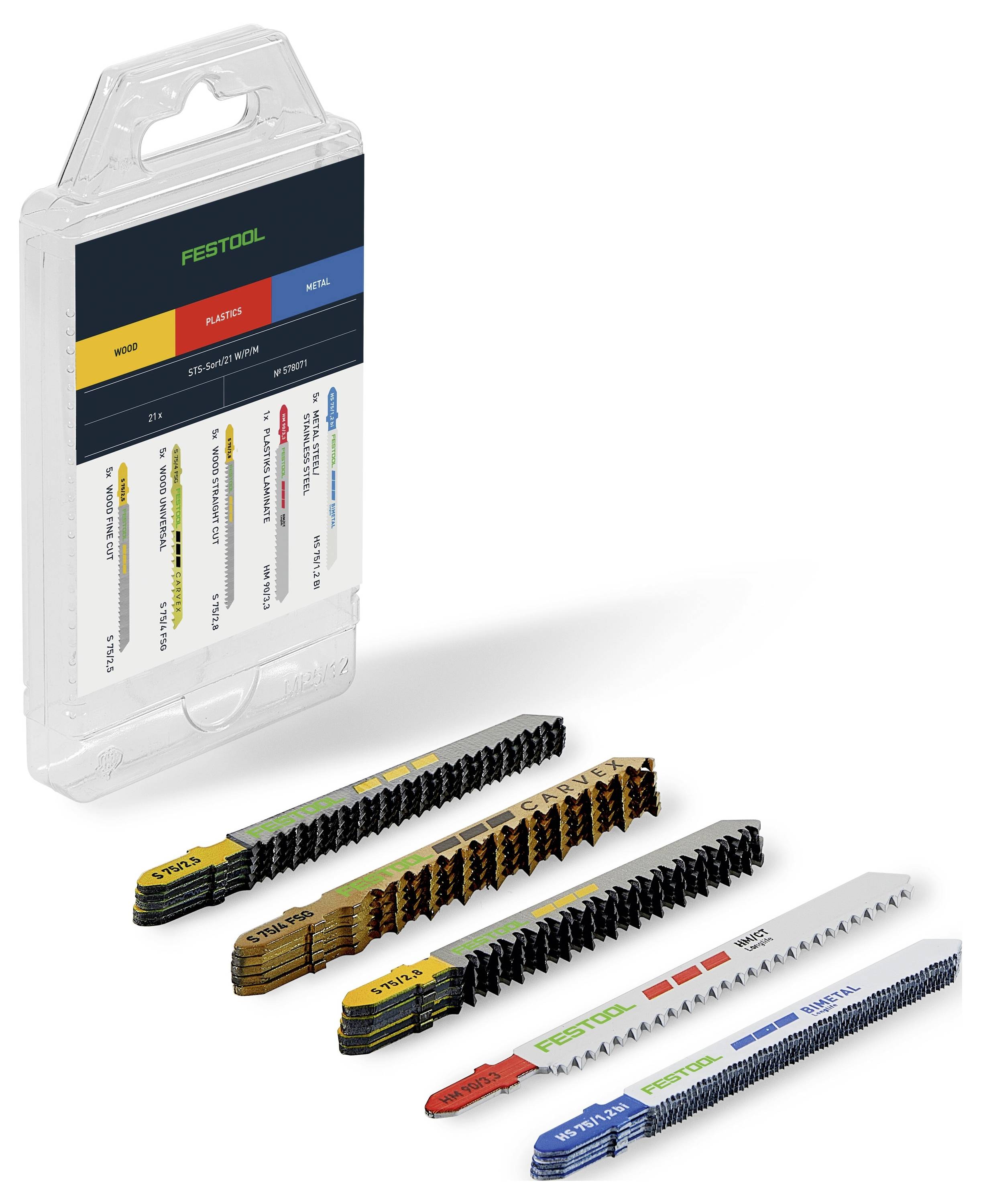 Person benutzt Festool TS 55 REBQ Elektrosäge, um Holz entlang einer Spurführung zu schneiden. Die Säge ist positioniert und in Betrieb auf der Holzoberfläche.