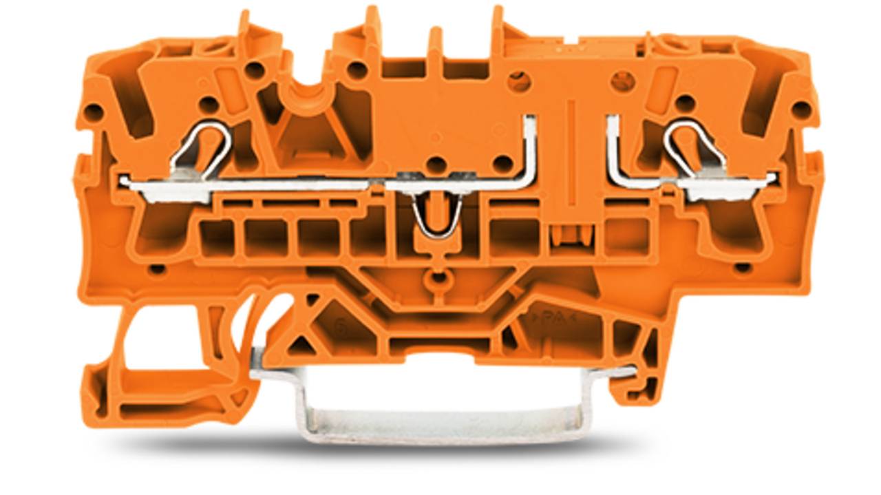 Ein orangefarbener elektrischer Klemmenblock mit mehreren Anschllusspunkten und Metallkomponenten, der zum Verbinden von elektrischen Stromkreisen verwendet wird.