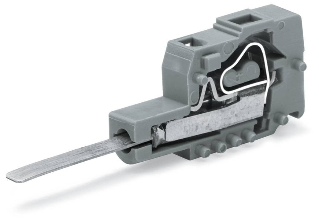 Ein grauer, rechteckiger, federbelasteter elektrischer Stecker mit einem Metallhebel und abgerundeten Kanten, verwendet für Drahtverbindungen in Geräten.