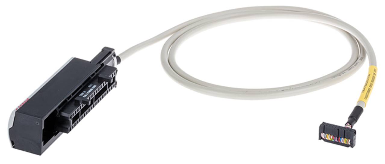 Ein beiges Elektrokabel verbindet einen schwarzen rechteckigen Stecker mit mehreren Stiften mit einem kleineren farbigen Stecker am anderen Ende.