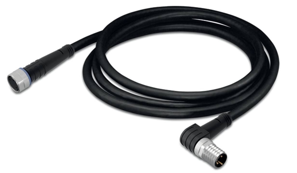 Ein schwarzes Koaxialkabel mit einem geraden und einem rechtwinkligen Stecker, geeignet zum Verbinden von Satellitenempfangs- oder Kabelfernseh-Systemen.