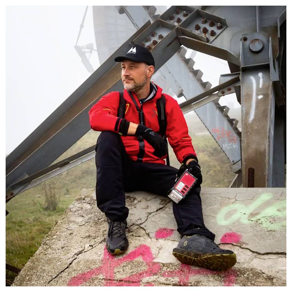 Midland ER 300 Pro Notfallradio AM, UKW Bluetooth®, Notfallradio, UKW, MW, USB Handkurbel, Solarpanel, Powerbank-Funktion