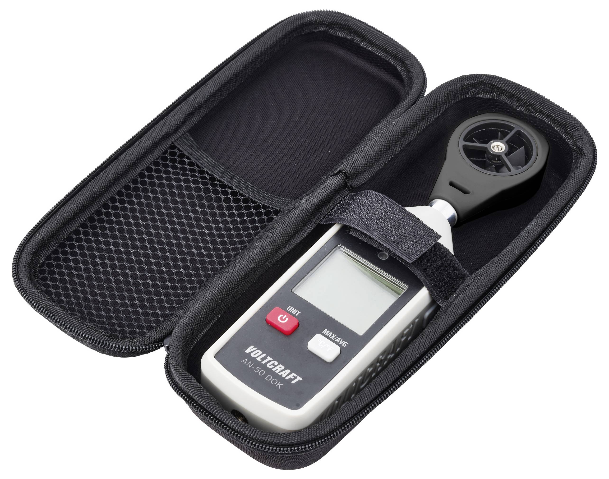 Tragbares digitales Anemometer in einer Tragetasche mit Reißverschluss, mit kleinem Display und Ventilator-Sensor zum Messen von Windgeschwindigkeit oder Luftstrom.