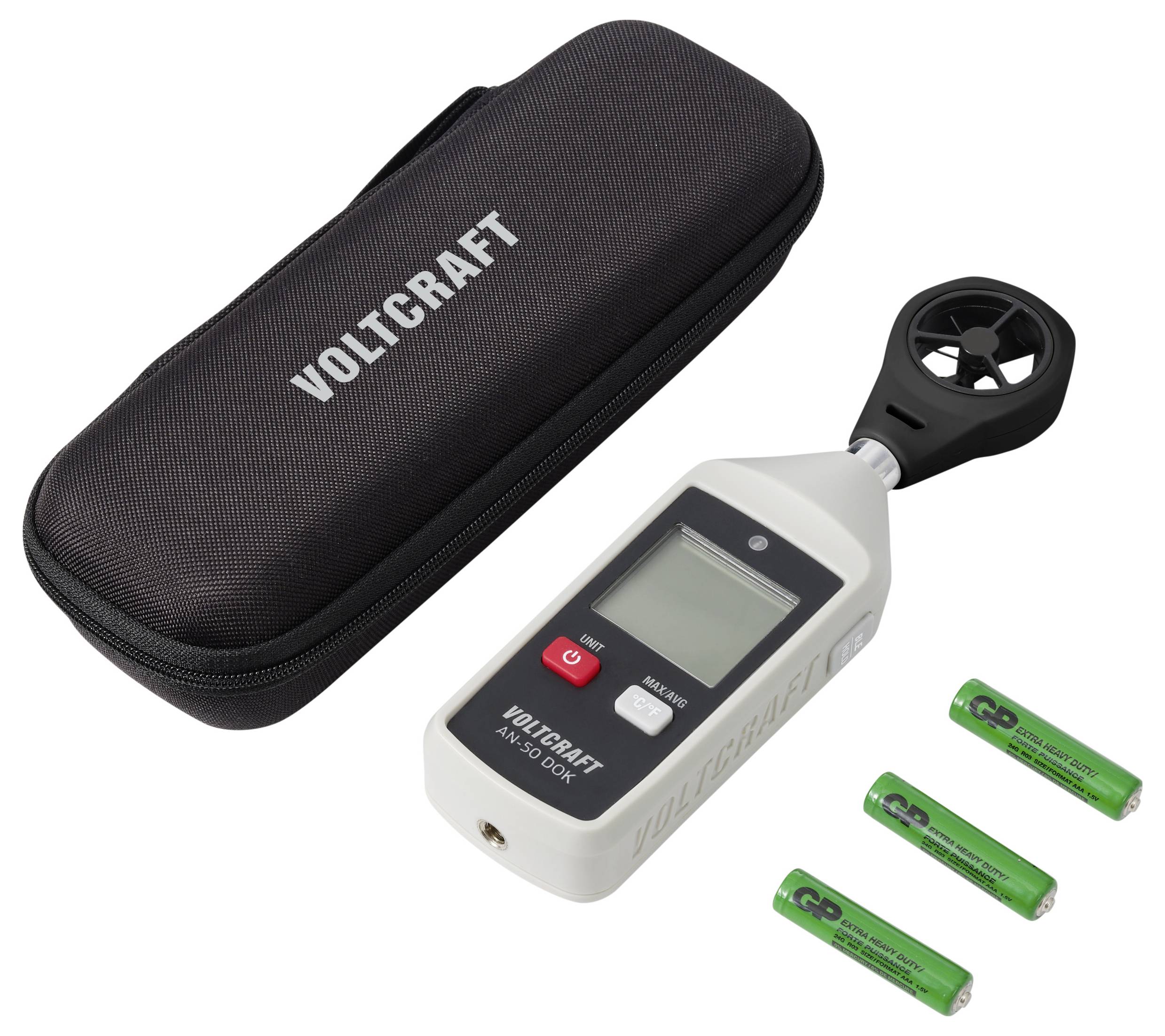 Voltcraft tragbares digitales Anemometer mit Gebläsesensor, Tragetasche und drei Batterien auf weißem Hintergrund.
