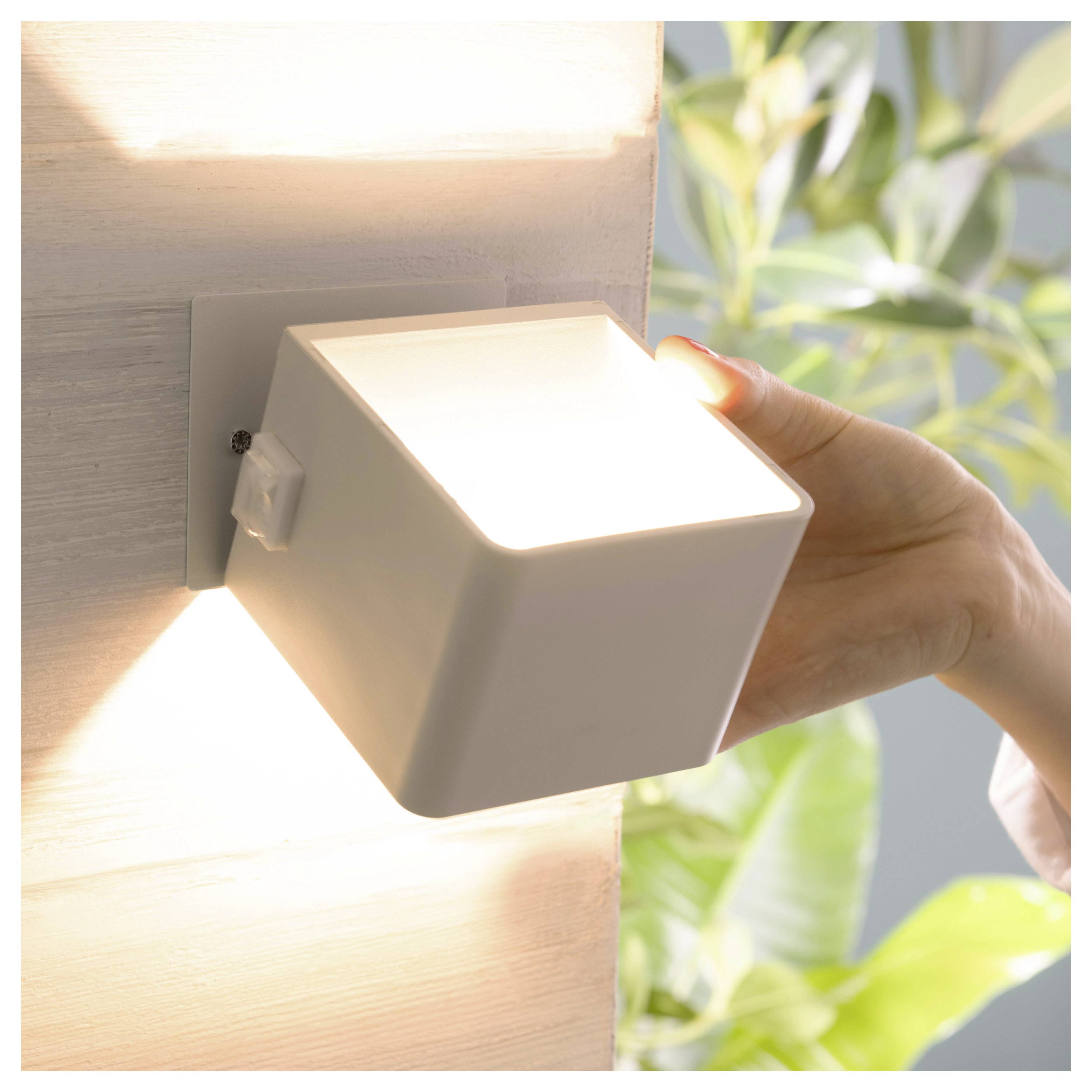 Brilliant Iseo G80126/05 Außendeckenleuchte mit Bewegungsmelder EEK: G (A - G) LED 4W Weiß