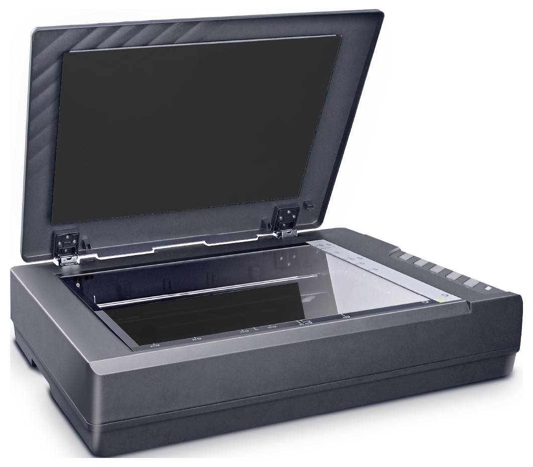 Ein offener Flachbettscanner mit hochgeklapptem Deckel, der eine Glasabtastfläche zeigt, bereit zum Scannen von Dokumenten oder Fotos.