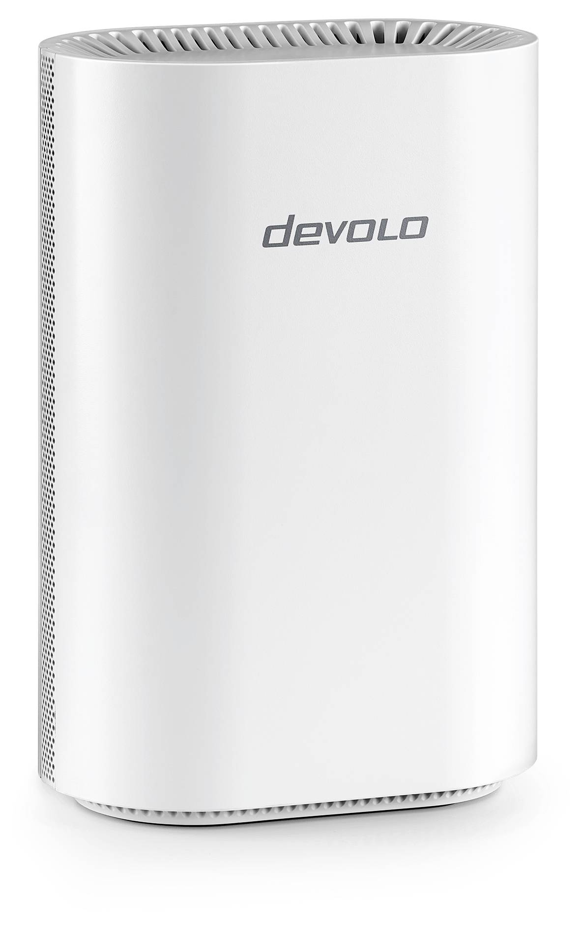 Weißes Devolo WiFi-Gerät mit Logo, das ein elegantes, vertikales Design und belüftete Seiten aufweist und zur Verbesserung der drahtlosen Internetabdeckung verwendet wird.