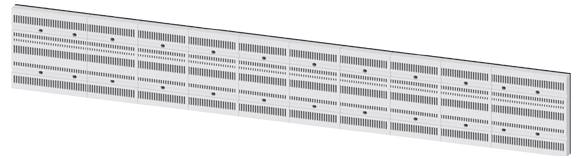 Ein langes, graues Panel mit Reihen von gleichmäßig verteilten horizontalen Schlitzen und kleinen kreisförmigen Löchern, möglicherweise für Belüftungs- oder Designzwecke.