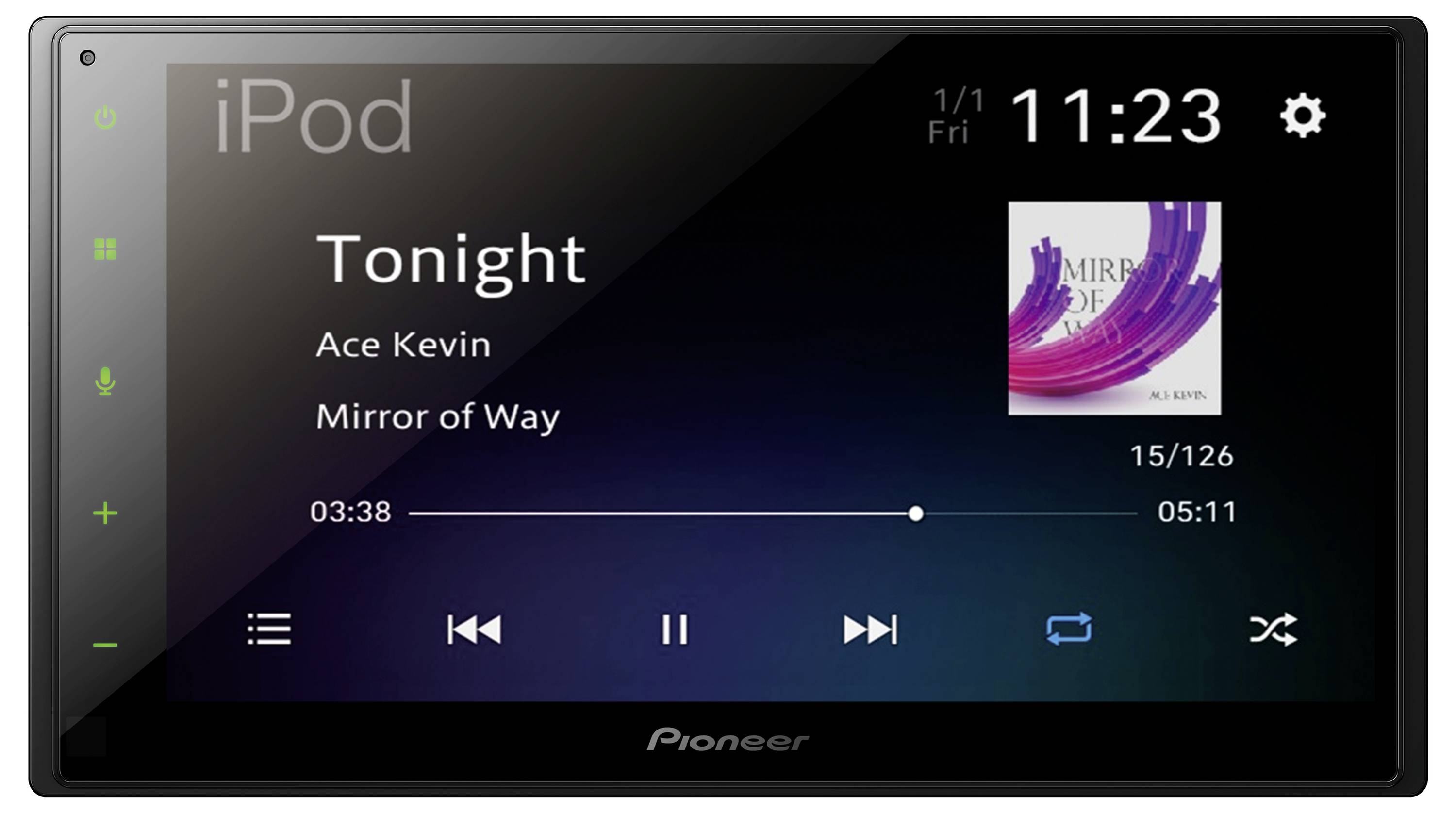 Ein Auto-Stereo-Display zeigt das Lied 