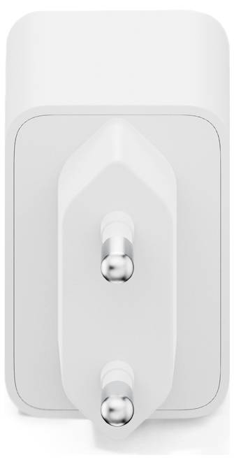 Ein weißer Stromstecker-Adapter mit zwei Metallstiften, von vorne betrachtet.