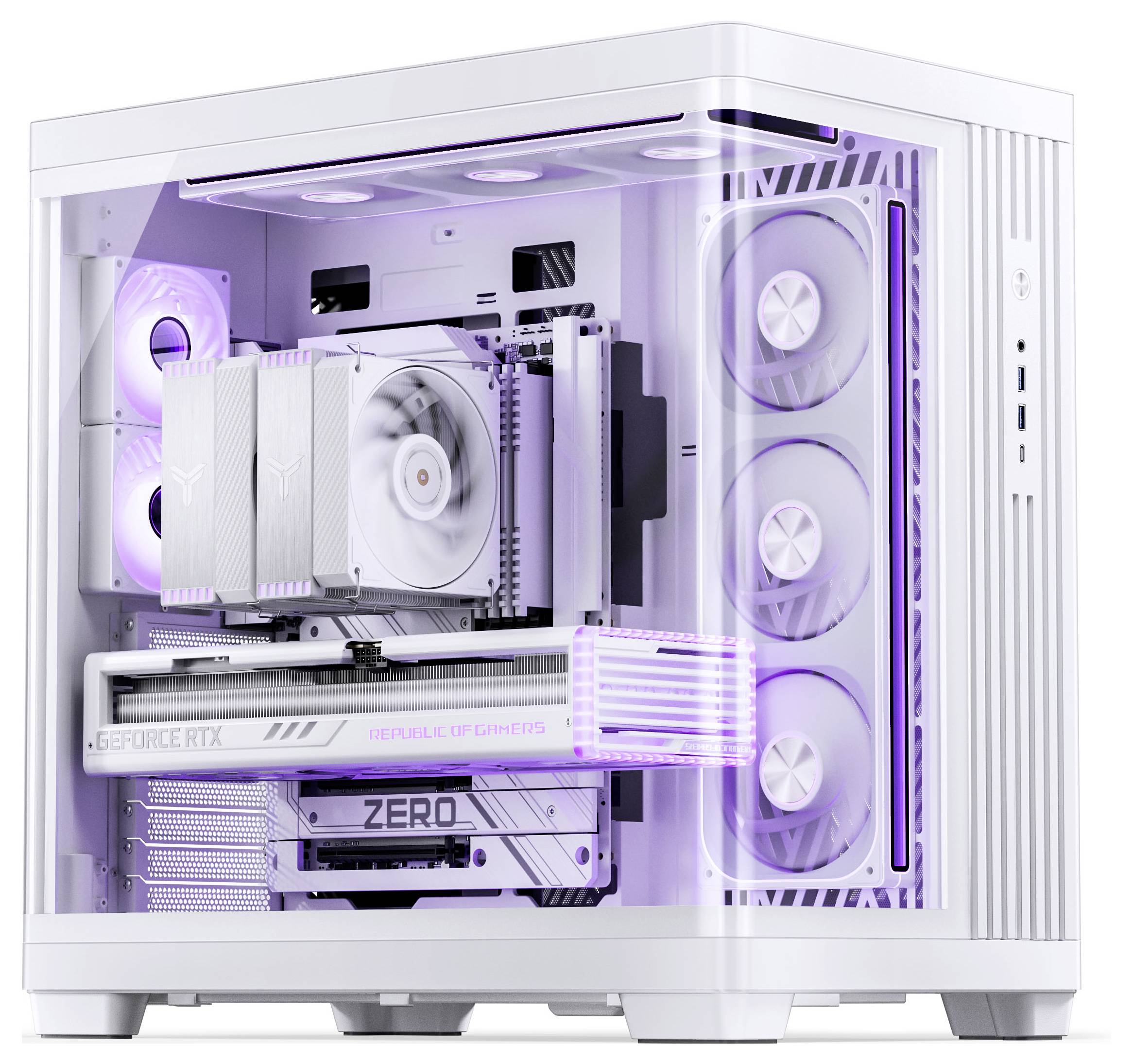 Ein weißes Computergehäuse mit transparenten Panels zeigt interne Komponenten an, darunter eine GPU mit der Bezeichnung „ROG Strix