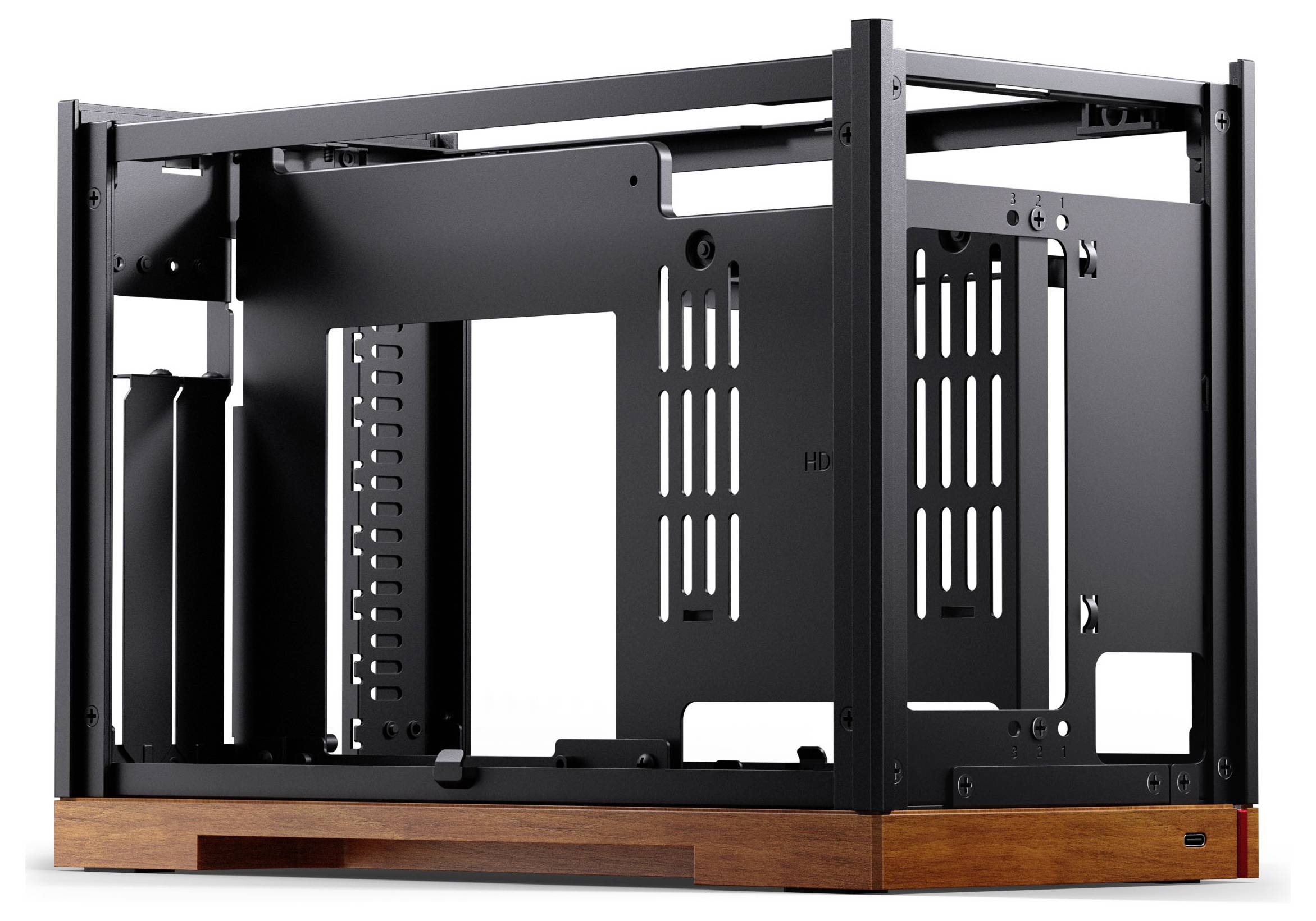 Ein schwarzes, offenes Computergehäuse mit Holzsockel, das seine Metallstruktur und Belüftungsschlitze auf weißem Hintergrund präsentiert.