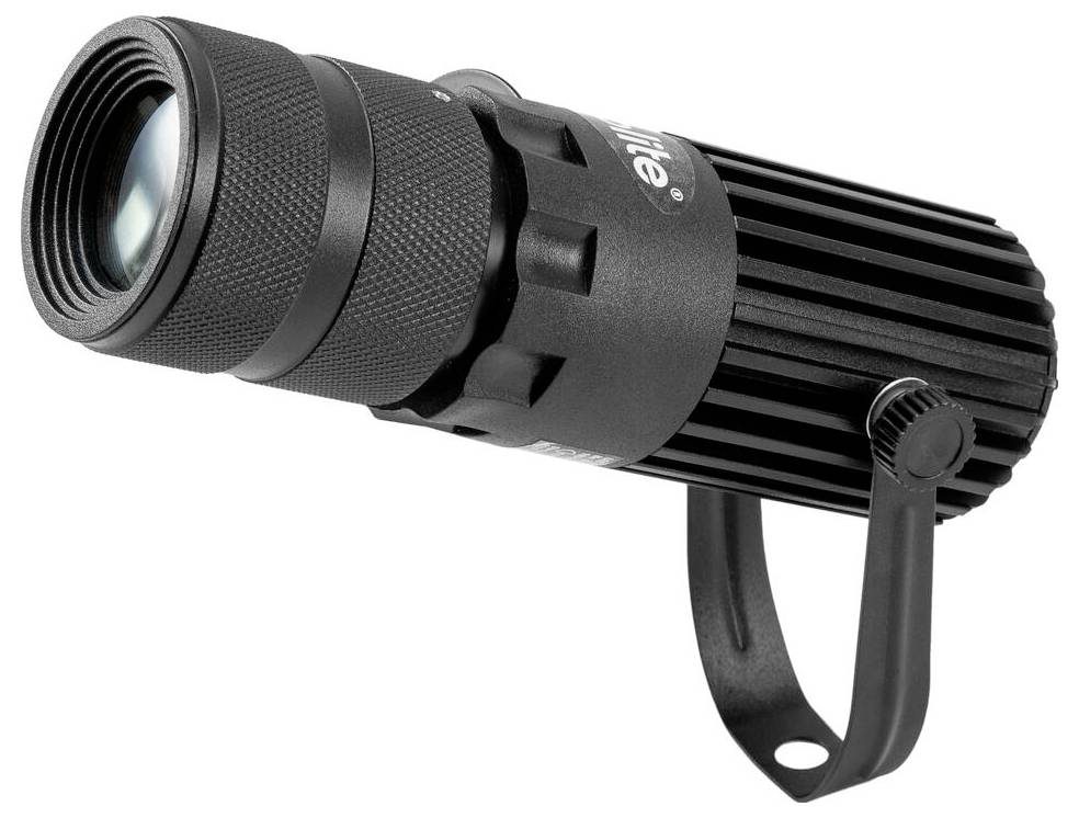 Ein schwarzer, zylindrischer LED-Scheinwerfer mit strukturierter Linse und verstellbarer Befestigungsklammer.