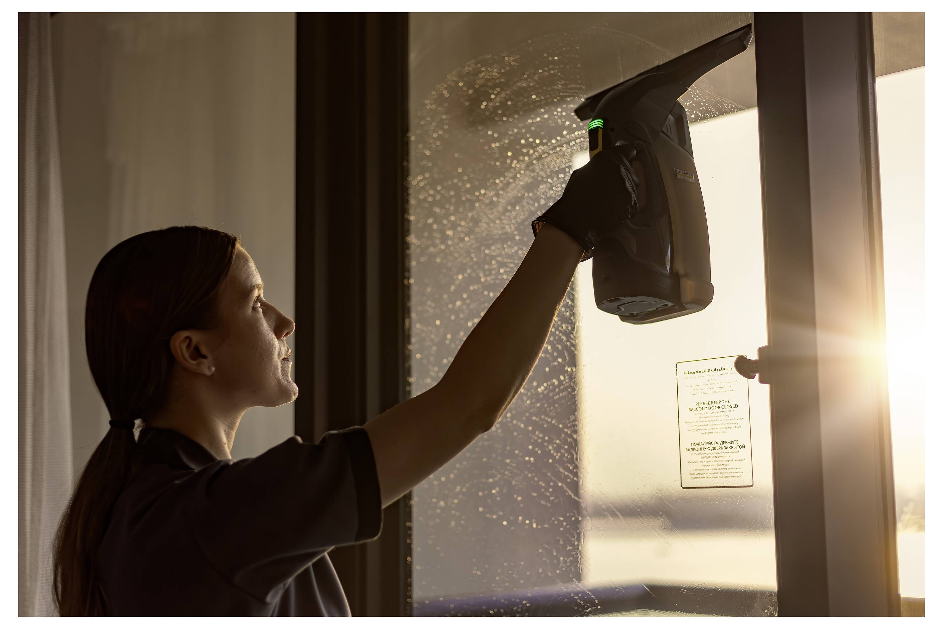 Kärcher Professional WVP 10 Adv *EU Fenstersauger Schwarz Anzahl mitgelieferte Akkus 2