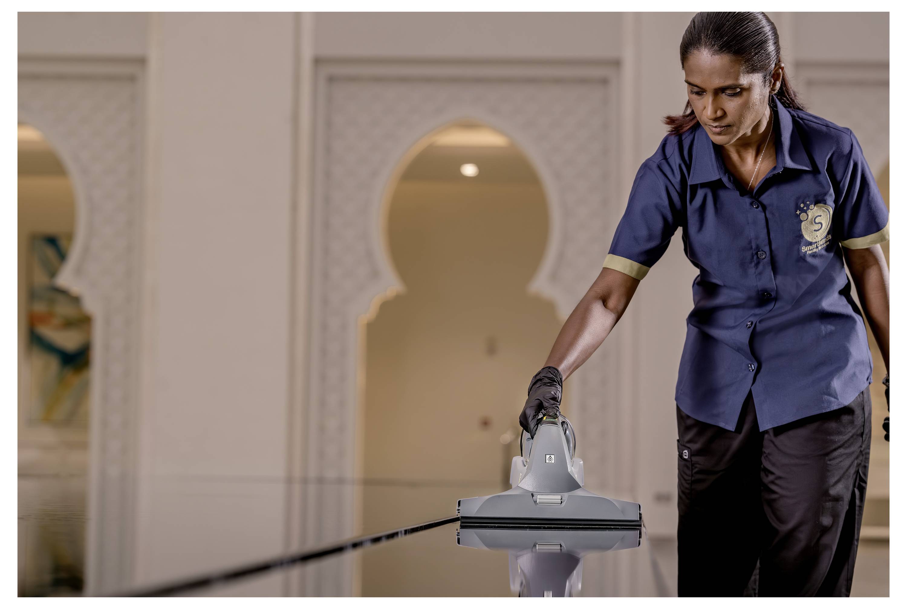 Kärcher Professional WVP 10 Adv *EU Fenstersauger Schwarz Anzahl mitgelieferte Akkus 2