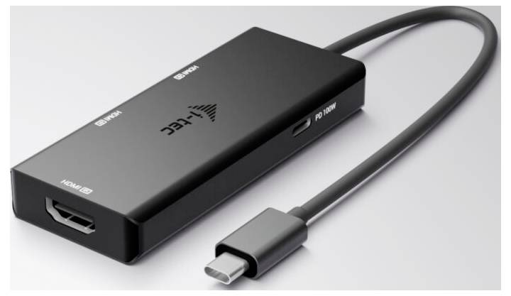 Ein schwarzer USB-C-Multiport-Adapter mit HDMI-, USB- und PD-Anschlüssen, der Konnektivitätsoptionen für verschiedene Geräte bietet.