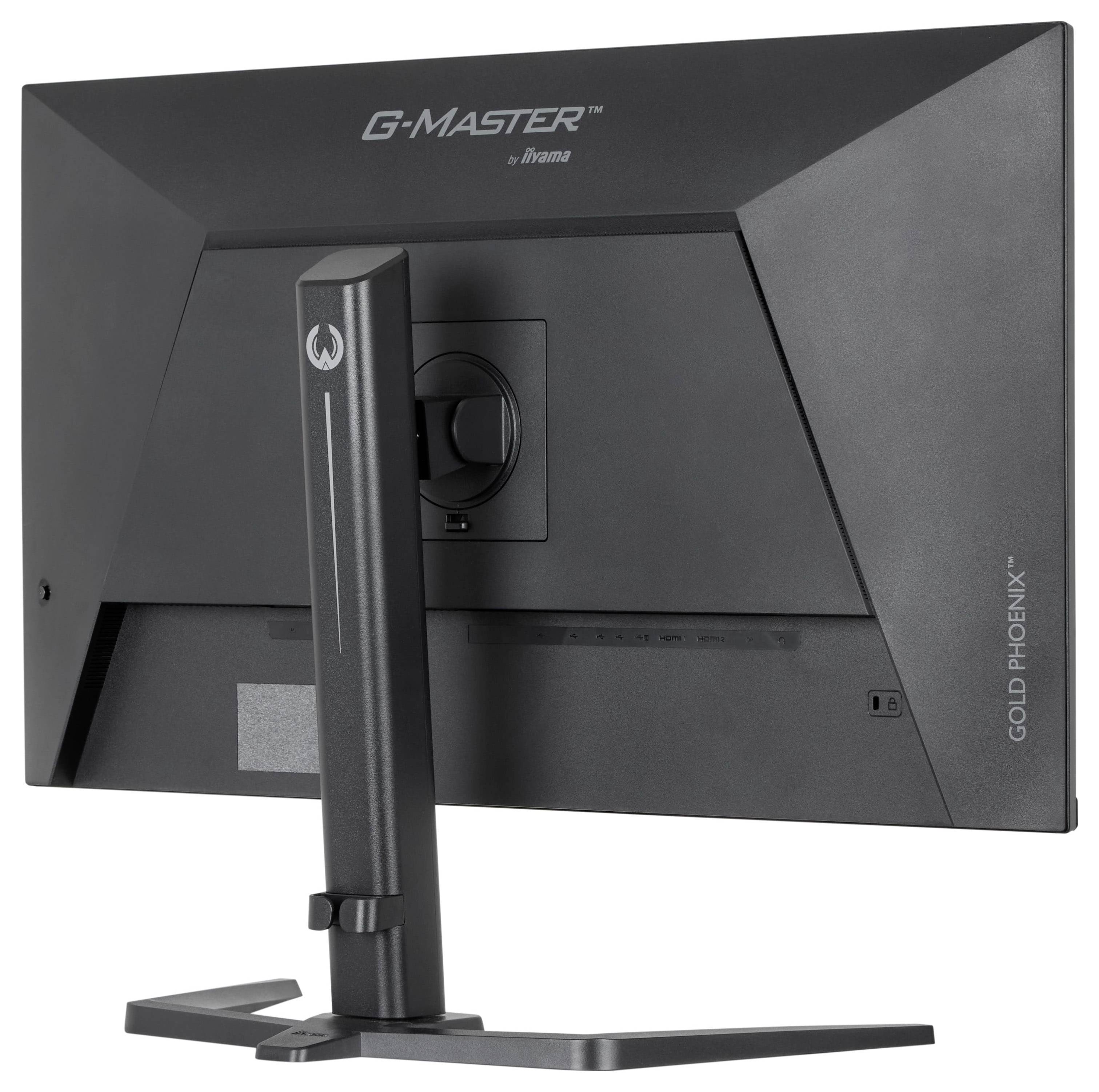 Eine Person hält eine kabellose Elektrobohrmaschine mit einem Schraubendreher-Aufsatz, die Markenbezeichnung ist auf dem Etikett der Bohrmaschine sichtbar, einsatzbereit.