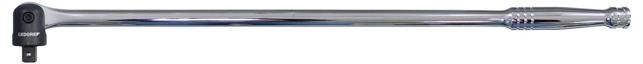 Ein langer verchromter Brecheisen mit einem Ratschenkopf am linken Ende und einem strukturierten Griff am rechten Ende.