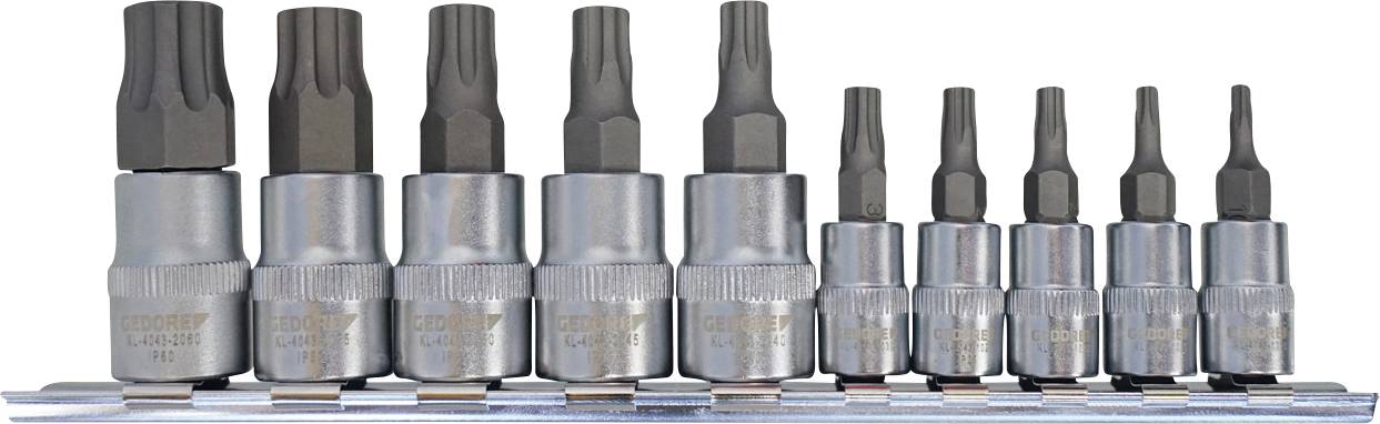 Ein Satz von zwölf metallischen Sechskant-Stecknüssen verschiedener Größen, angeordnet in einer Reihe auf einer Metallschiene.