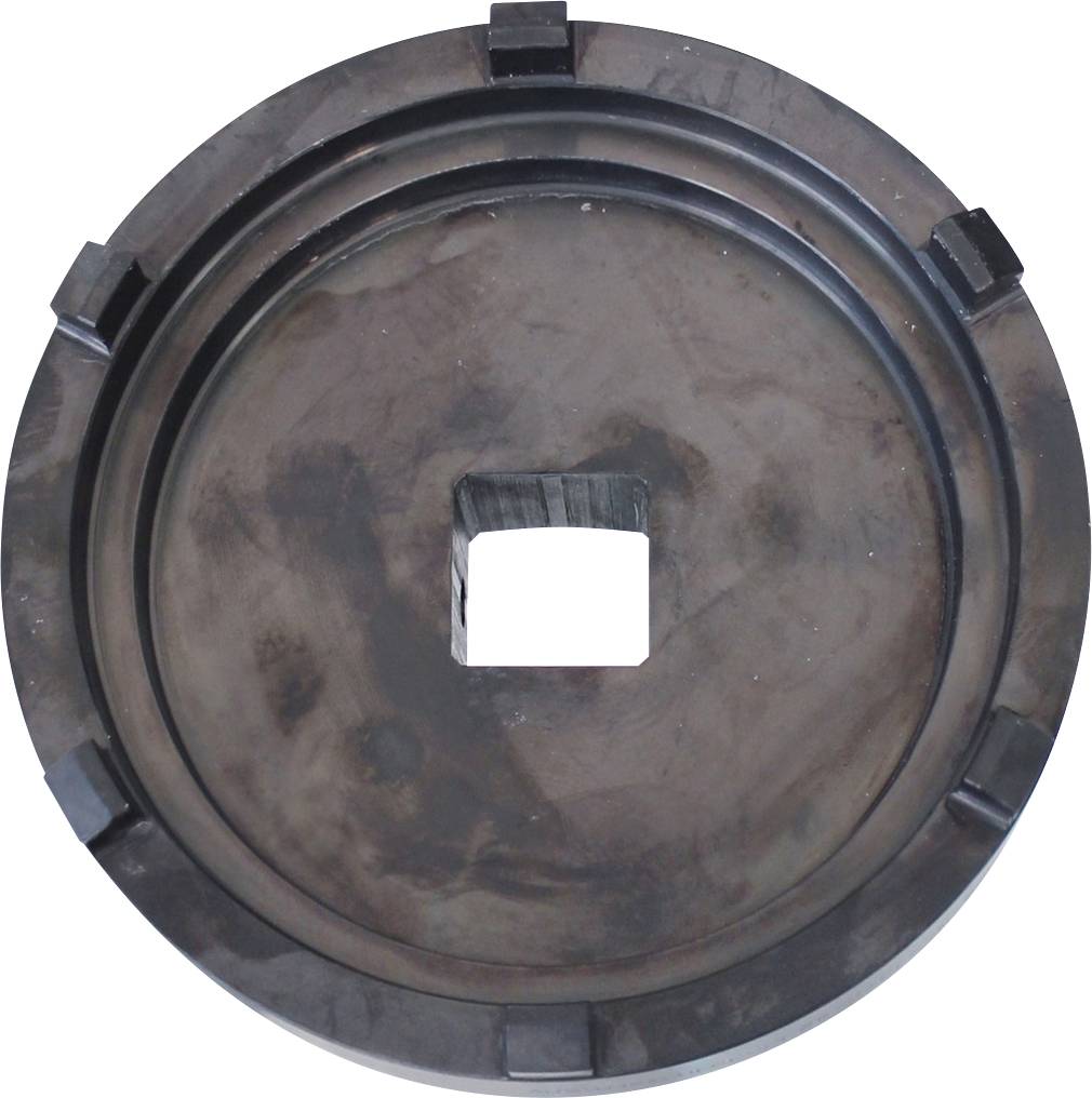 Ein schwarzes Kabel mit zwei HDMI-Steckern, die an jedem Ende mit 