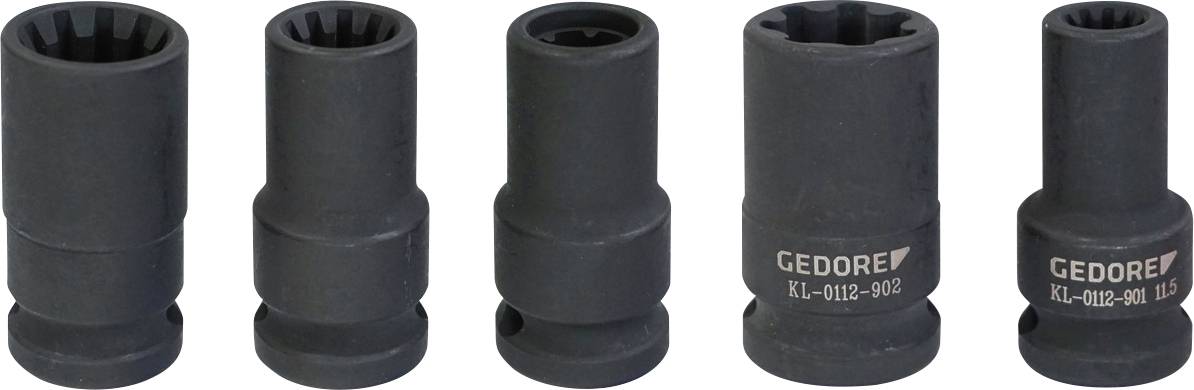 Eine flache, metallische, diamantförmige Platte mit einem großen zentralen Loch und mehreren kleineren Löchern an den Seiten. Sie scheint eine Komponente oder eine Halterung zu sein.