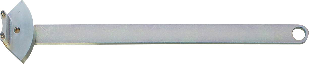 Ein Metallschlüssel mit einem flachen, länglichen Griff und einem dreieckigen Kopf mit drei Stiften, der für spezifische mechanische Anwendungen verwendet wird.