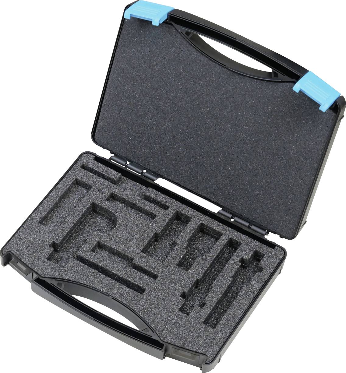 Ein offener schwarzer Transportkoffer mit einer maßgeschneiderten Schaumstoffeinlage, die verschiedene ausgestanzte Aussparungen für Werkzeuge oder Ausrüstung hat, konzipiert für einen sicheren Transport.