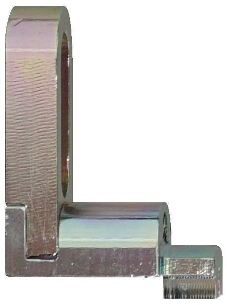 Eine metallische L-förmige Halterung mit einem Loch in der Nähe der Oberseite, wahrscheinlich zum Montieren oder Stützen eines Objekts verwendet.