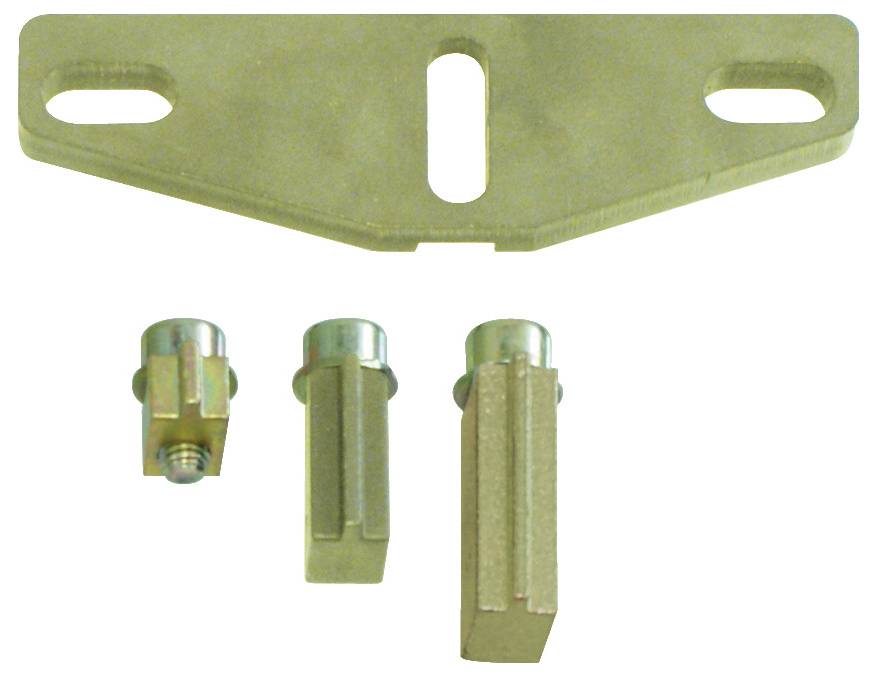 Ein Metallhalter mit drei unterschiedlich großen Stiften darunter, auf weißem Hintergrund dargestellt.