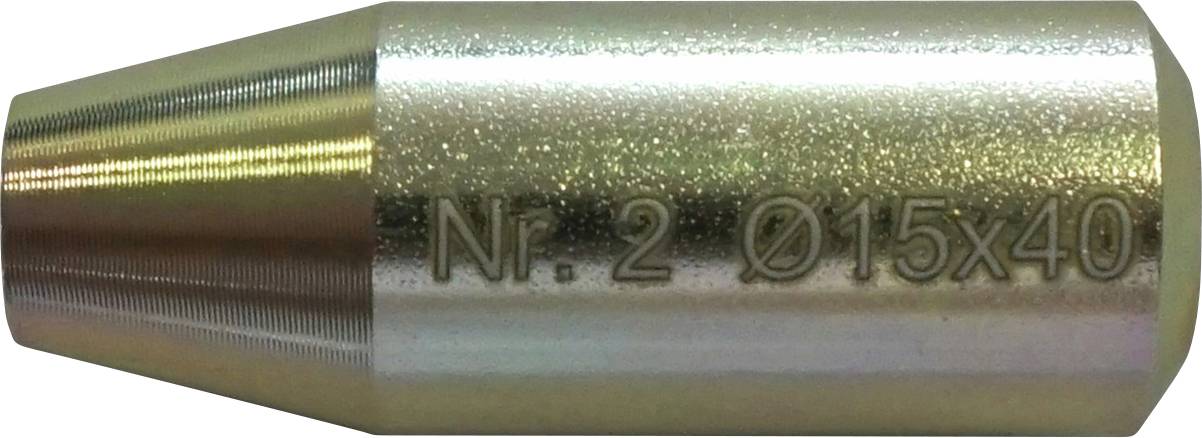 Eine Metalldüse mit der Gravur „Nr. 2 Ø15x40
