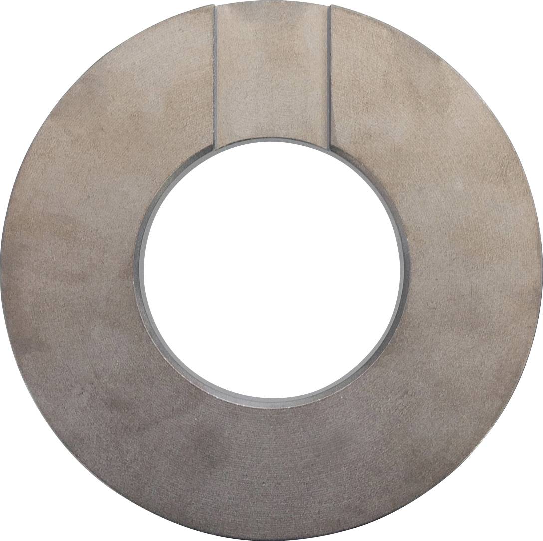 Ein kreisförmiger Metalldiskus mit einem zentralen Loch und zwei parallelen Nuten auf einer Seite, der einer großen Unterlegscheibe ähnelt, die in Maschinen verwendet wird.