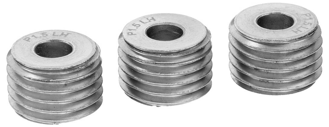 Drei übereinander gestapelte Metallscheiben mit der Aufschrift „P1.5 LH