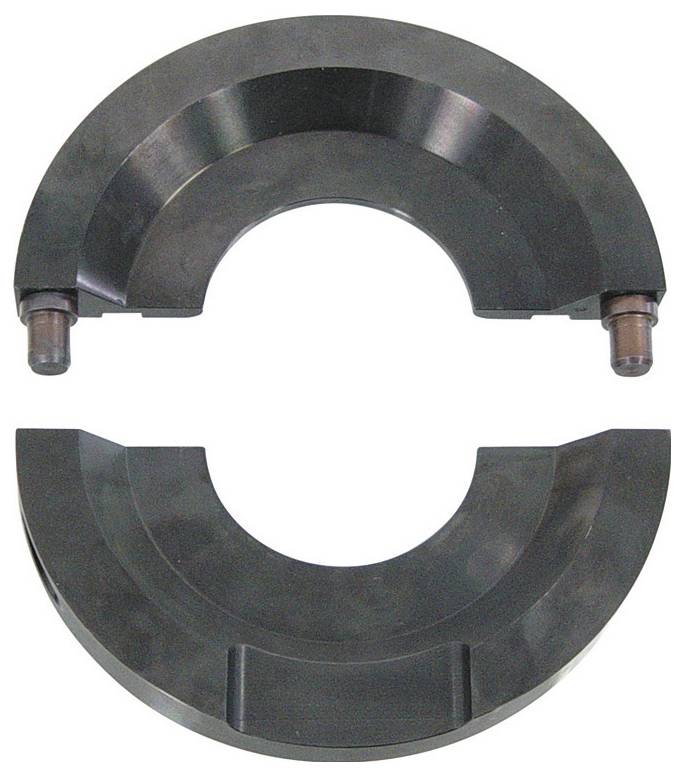 „Zwei halbkreisförmige schwarze Metallklammern mit zylindrischen Verlängerungen oben, die so konstruiert sind, dass sie zusammenpassen, um einen vollständigen Kreis zu bilden.