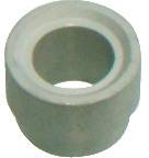 Eine kleine, zylindrische, graue Metallkomponente mit einem zentralen Loch, möglicherweise ein Abstandhalter oder eine Unterlegscheibe, aus einer geneigten Draufsicht betrachtet.