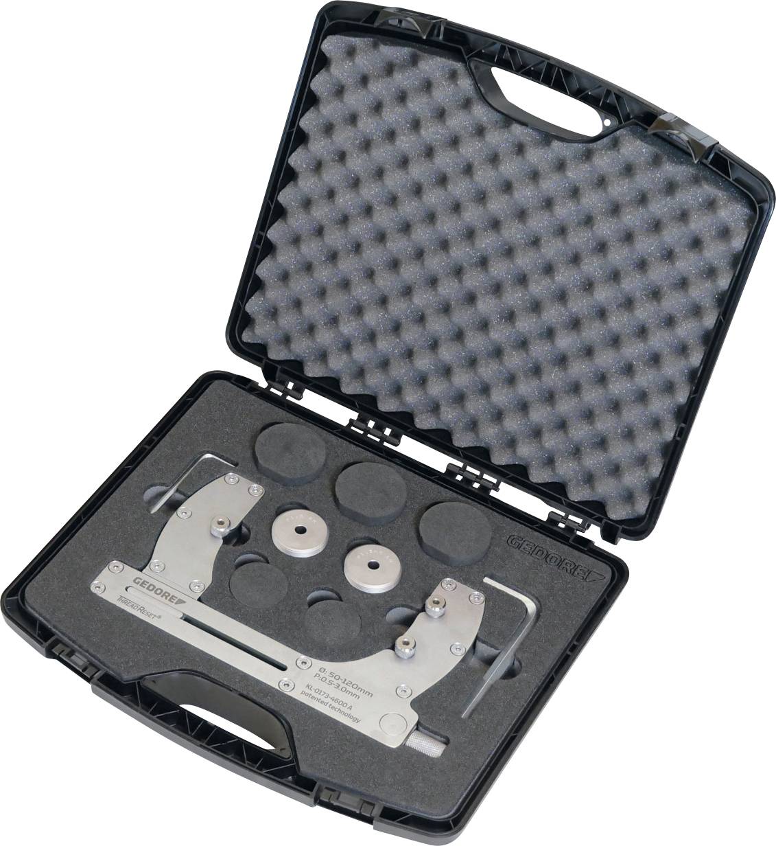Präzisions-Ausrichtungswerkzeugsatz in einem offenen schwarzen Tragekoffer mit Schaumstoffpolsterung, enthaltend Metallkomponenten und kreisförmige Scheiben.