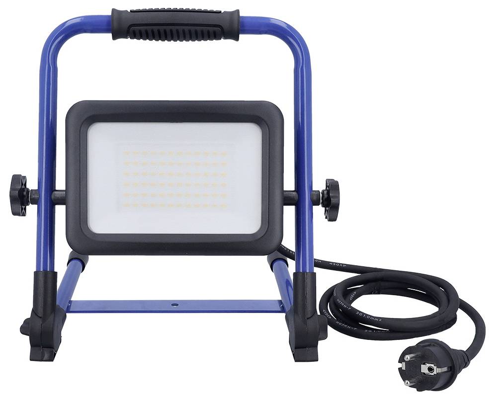 Ein tragbares blaues LED-Arbeitslicht mit Griff, angebrachtem Stromkabel und Stecker, das für den Einsatz in Bau- oder Reparaturumgebungen konzipiert ist.