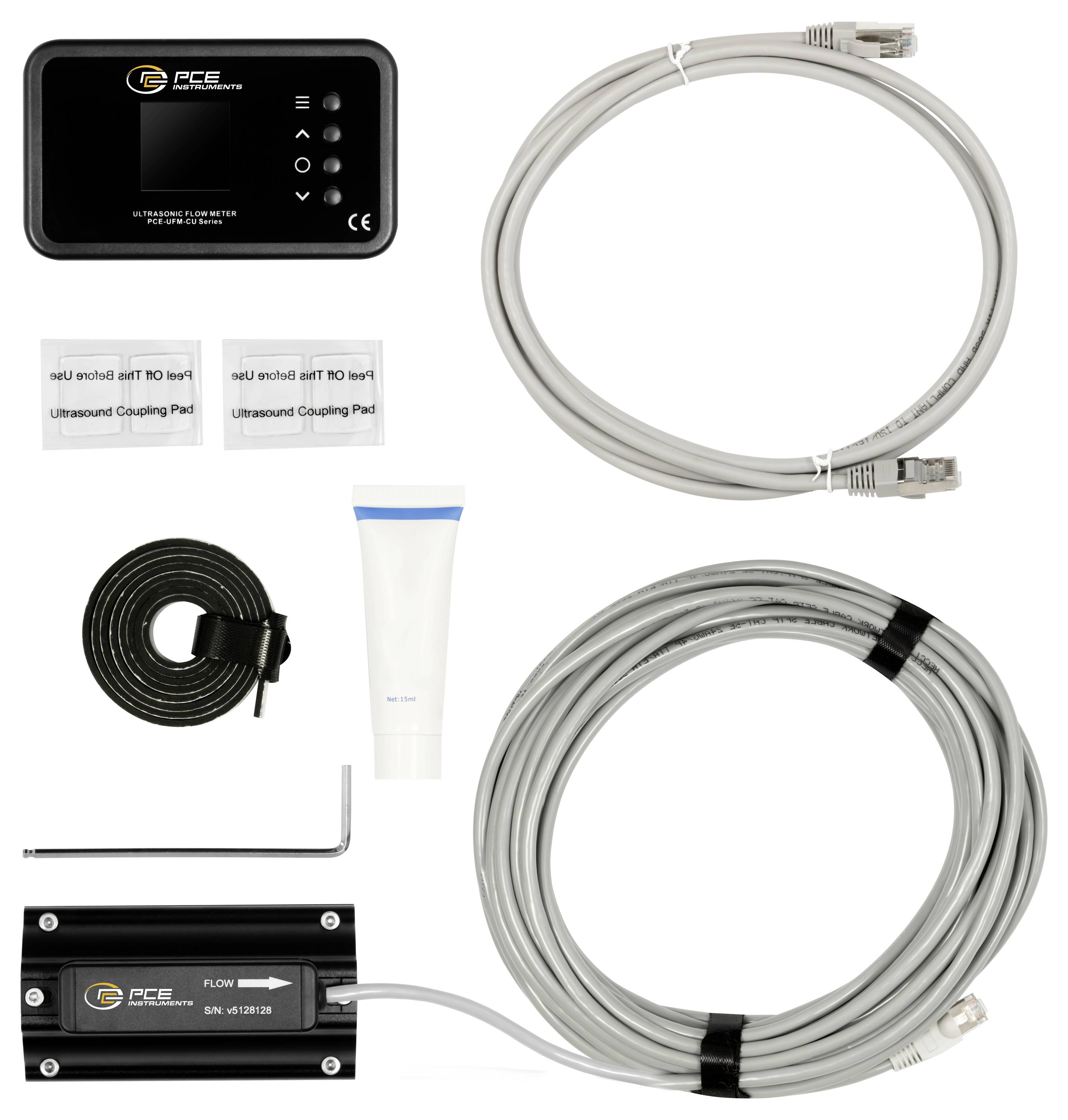 Ultraschall-Testkit mit Steuergerät, zwei Spiralkabeln, Kopplungspolstern, Geltubus, Gurt und Sondenadapter auf weißem Hintergrund