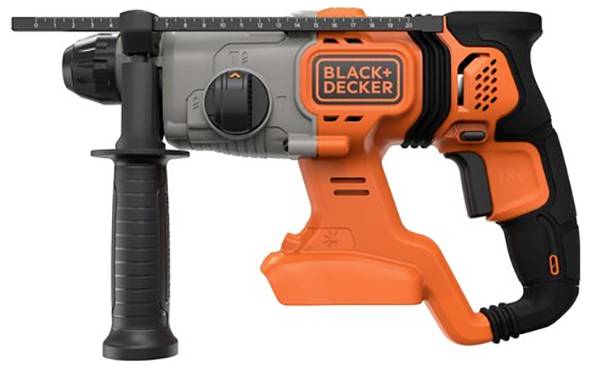 Ein orange-schwarzer Black+Decker-Bohrer mit Seitengriff und Tiefenbegrenzer, entwickelt für präzise Bohrtätigkeiten.