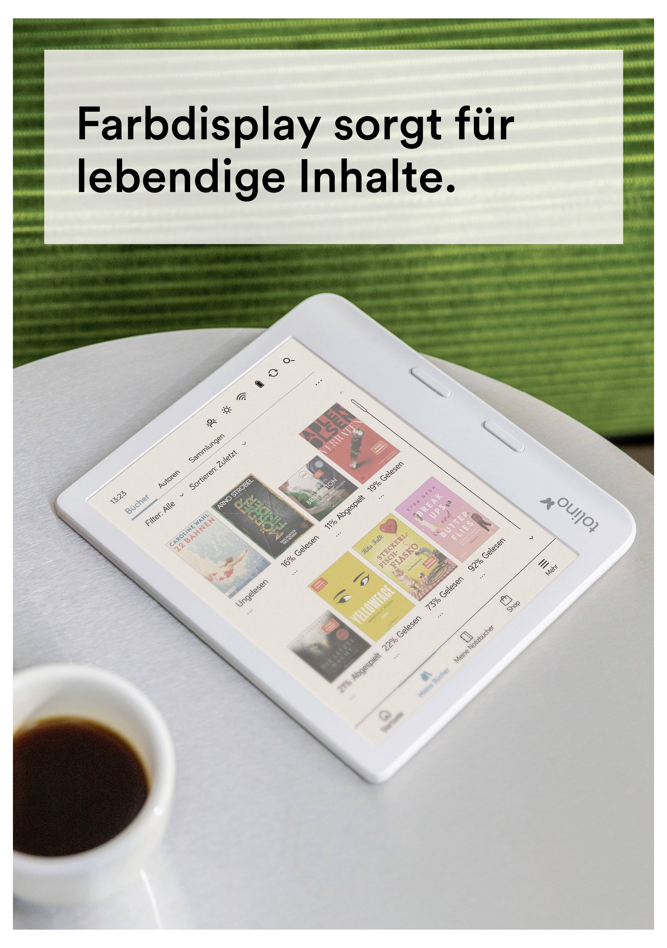 Eine elegante, graue Computermaus mit einem Scrollrad und zwei Tasten, entwickelt für ergonomische Nutzung und kabellose Konnektivität.