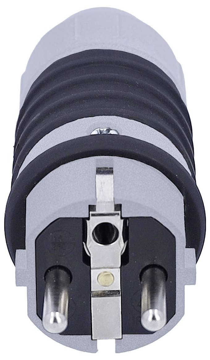 Ein dunkles Rohr ist mit Metallbügeln und Schellen an einer Wand befestigt und bietet strukturelle Unterstützung.