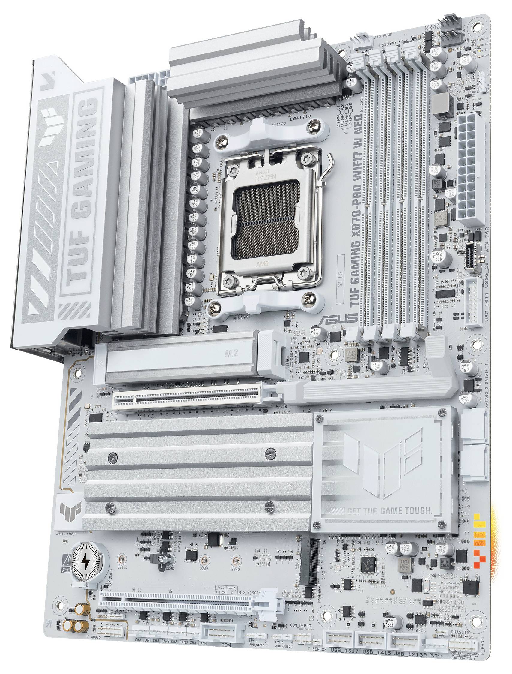 'ASUS TUF Gaming X670-P WIFI Motherboard' mit mehreren RAM-Steckplätzen, PCIe-Steckplätzen, Kühlkörpern und Anschlüssen für verschiedene Komponenten.
