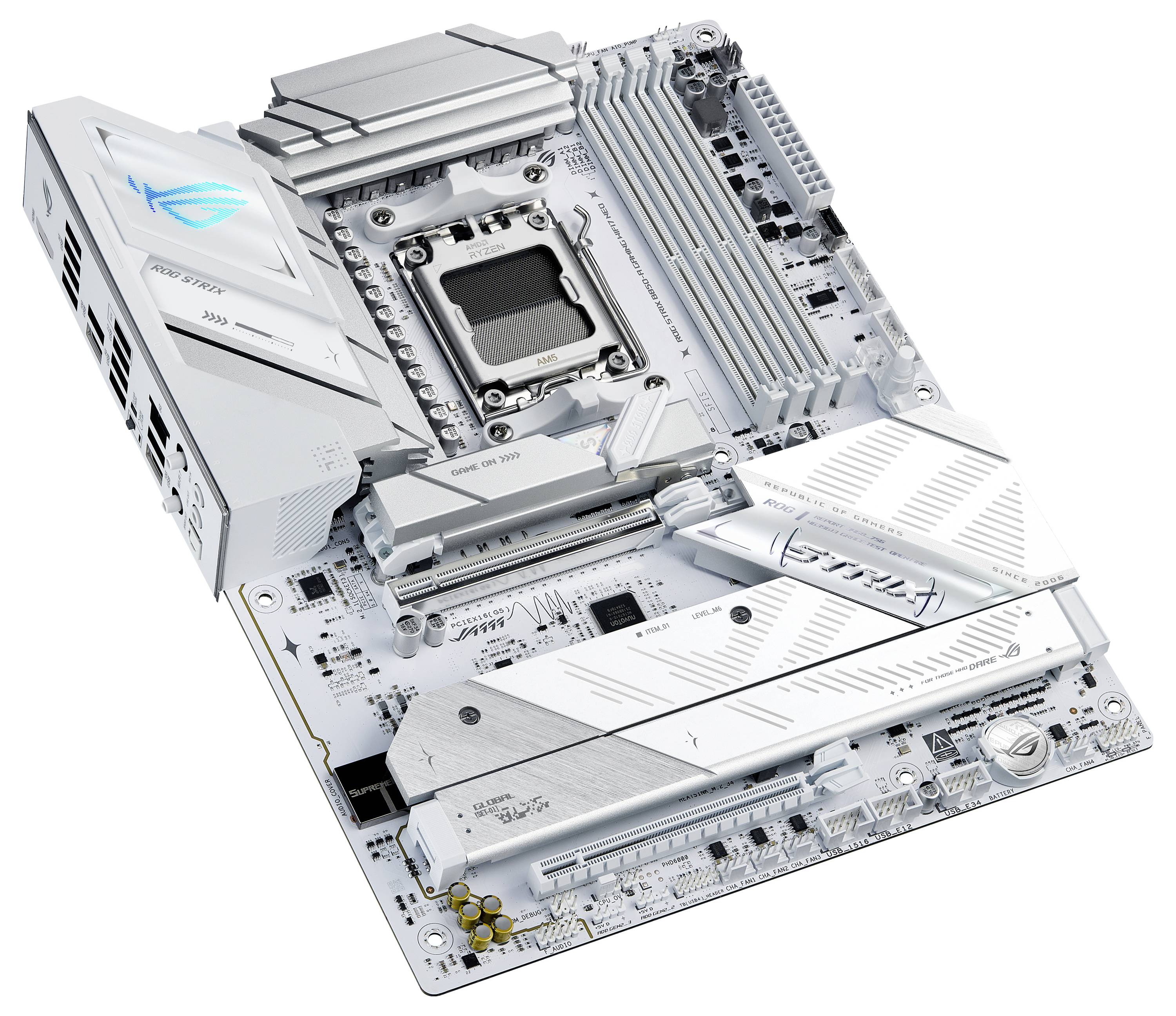 Eine schwarze MEGA-Stromversorgungseinheit mit metallischem Gitter, beschriftet mit „POWER NEVER ENDS