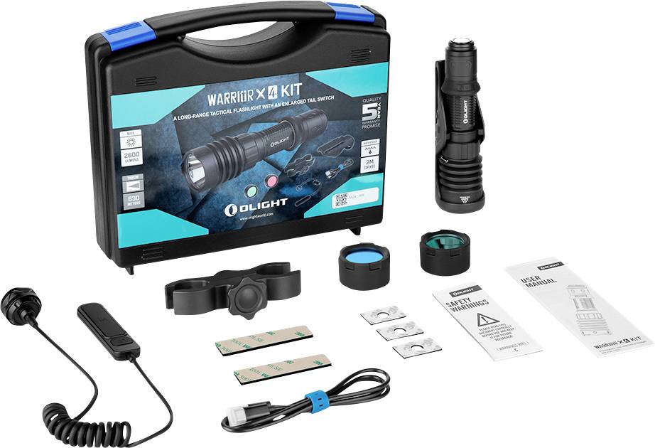 Ein schwarzer Koffer mit der Beschriftung „Warrior X Turbo Kit