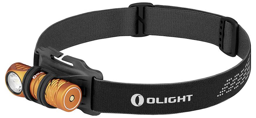 Stirnlampe mit einer orangefarbenen Taschenlampe, die an einem schwarzen verstellbaren Kopfband mit der Aufschrift „Olight