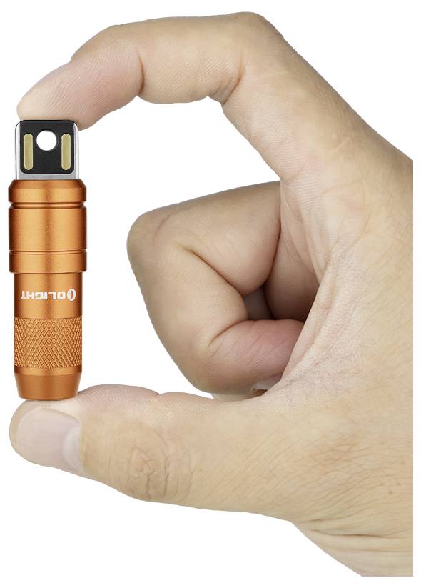 Das Bild zeigt eine Nahaufnahme einer gelben LED-Leuchte mit einer kreisförmigen grünen Umhüllung, die helles Licht aus der Mitte ausstrahlt.