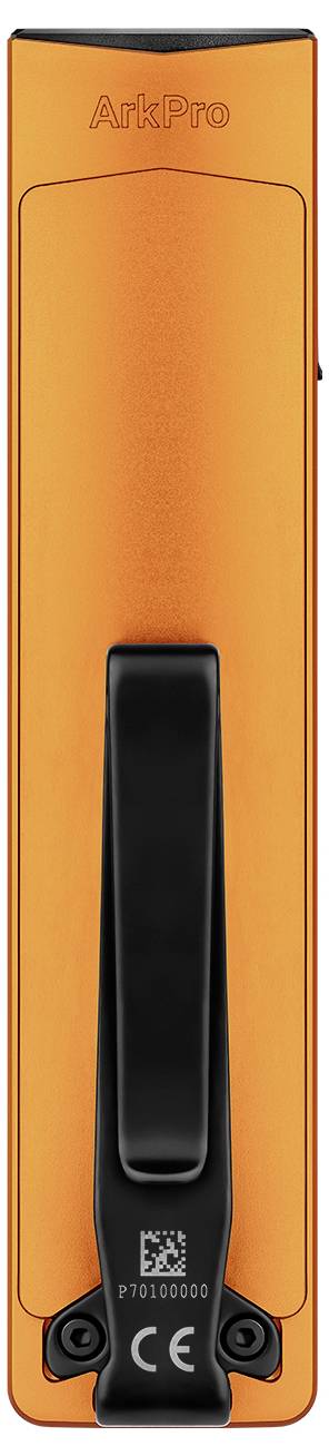 Ein orangefarbenes ArkPro-Gerät mit schwarzem Clip, von hinten betrachtet, mit Zertifizierungsmarkierungen in der Nähe des unteren Bereichs.
