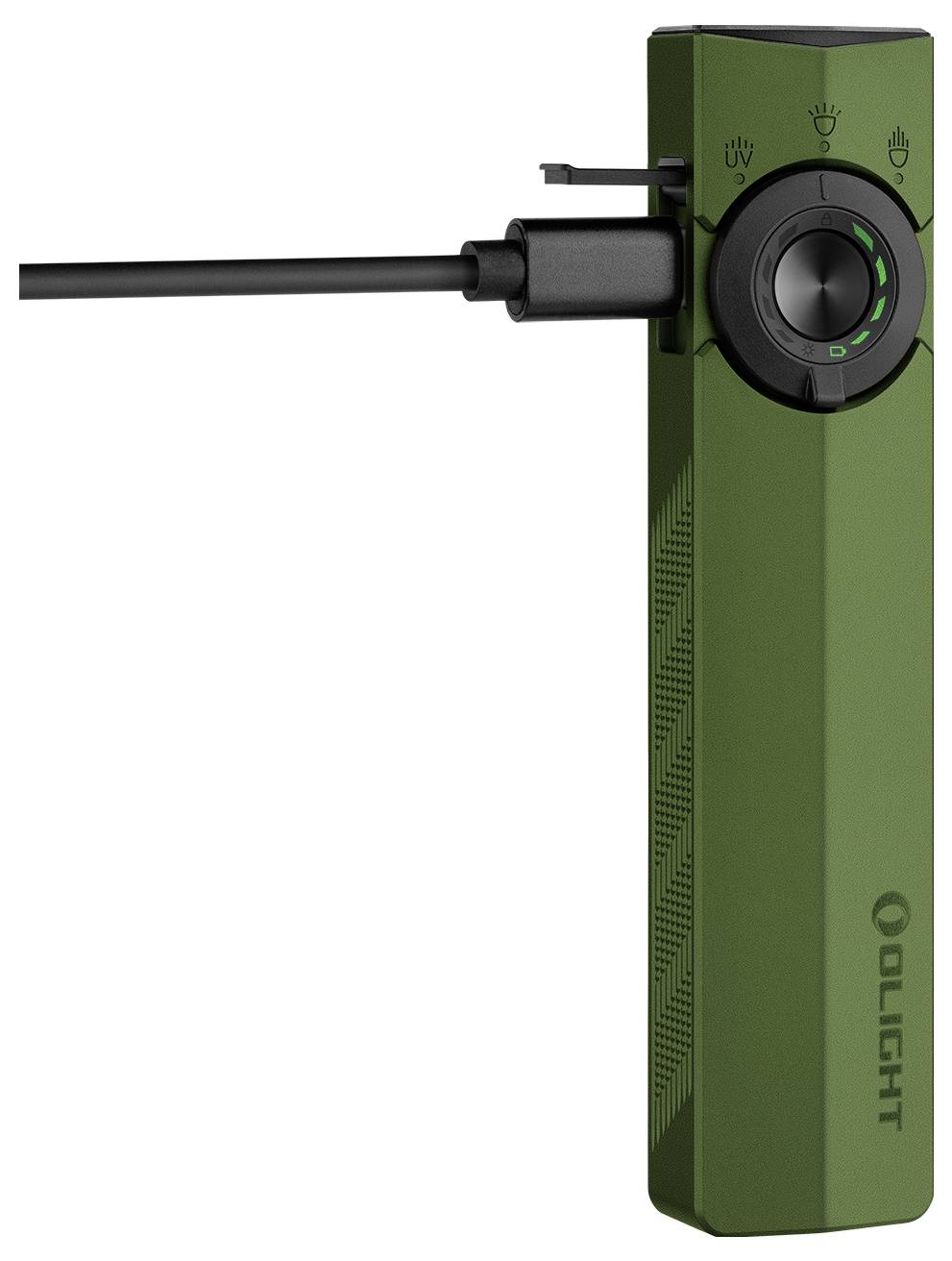 Eine grüne tragbare Taschenlampe mit angeschlossenem USB-Ladekabel, mit LED-Anzeige und strukturiertem Griff, Marke „OLIGHT