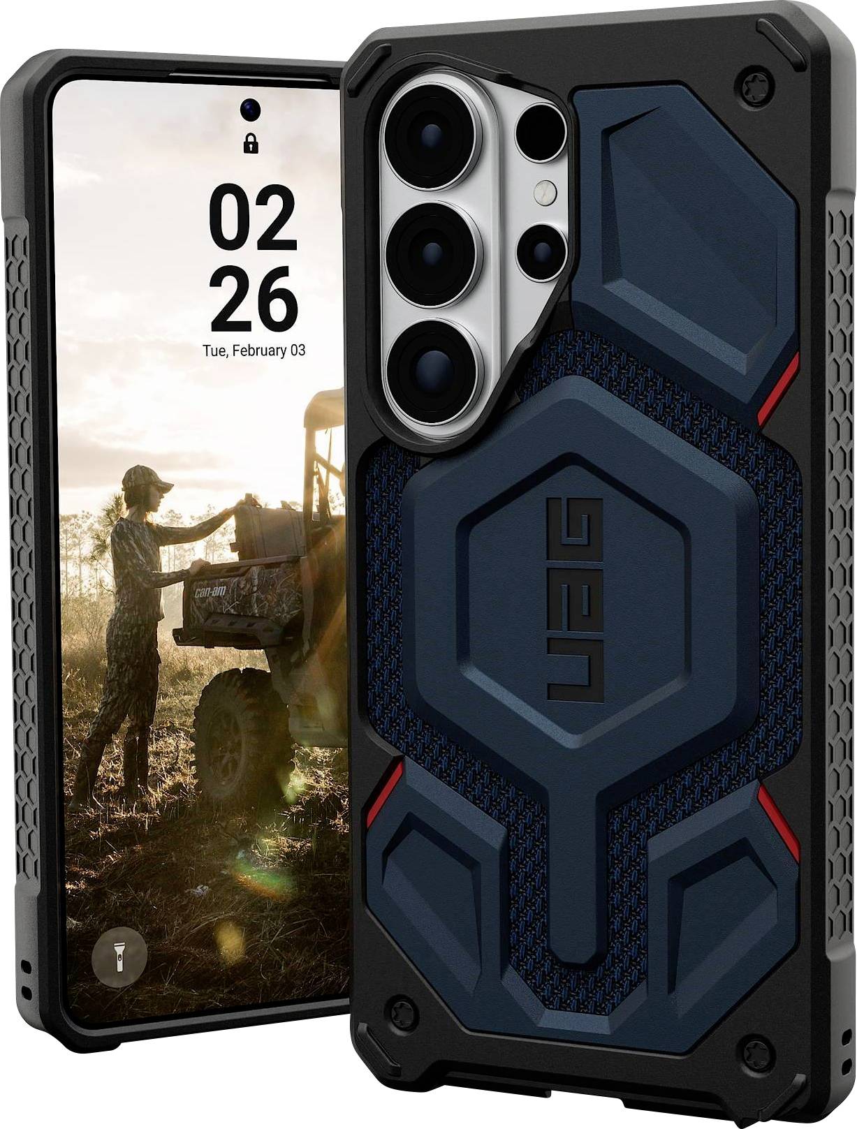 Ein robustes UAG-Handyhüllengehäuse auf einem Smartphone, das ein Foto einer Person zeigt, die draußen in der Nähe eines Geländefahrzeugs bei Sonnenuntergang steht.