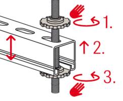 Ein Diagramm eines verstellbaren Stützträgermechanismus. Drei Schritte werden gezeigt: '1. Drehen,' '2. Anheben,' und '3. Verriegeln' mit Pfeilen, die Richtungen anzeigen.